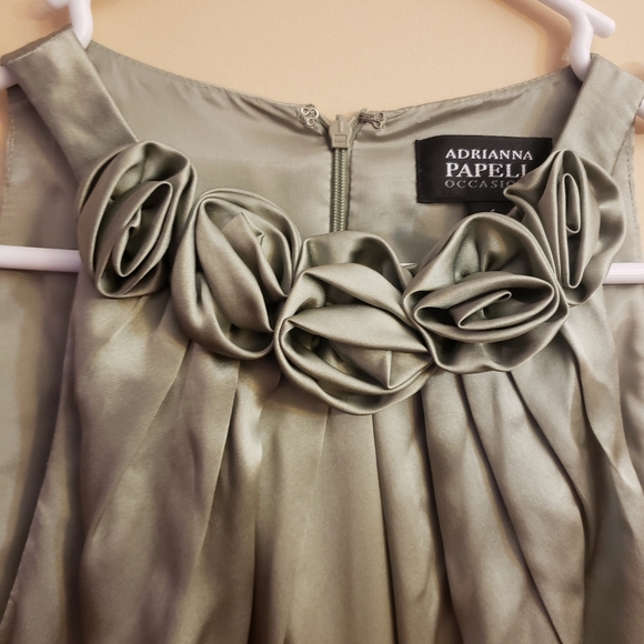ADRIANNA PAPELL DRESS, Size 4 - Picture 2 of 7